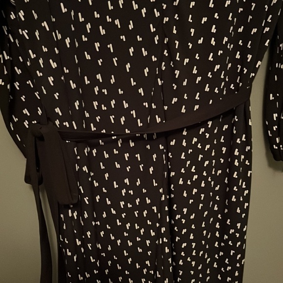 BOGO FREE ALL ITEMS! Le chateau black white faux wrap dress zipper tie  large - Picture 6 of 6